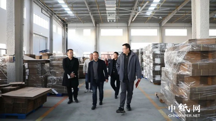 悦兴包装项目计划投资的5条生产线条进场(图5)