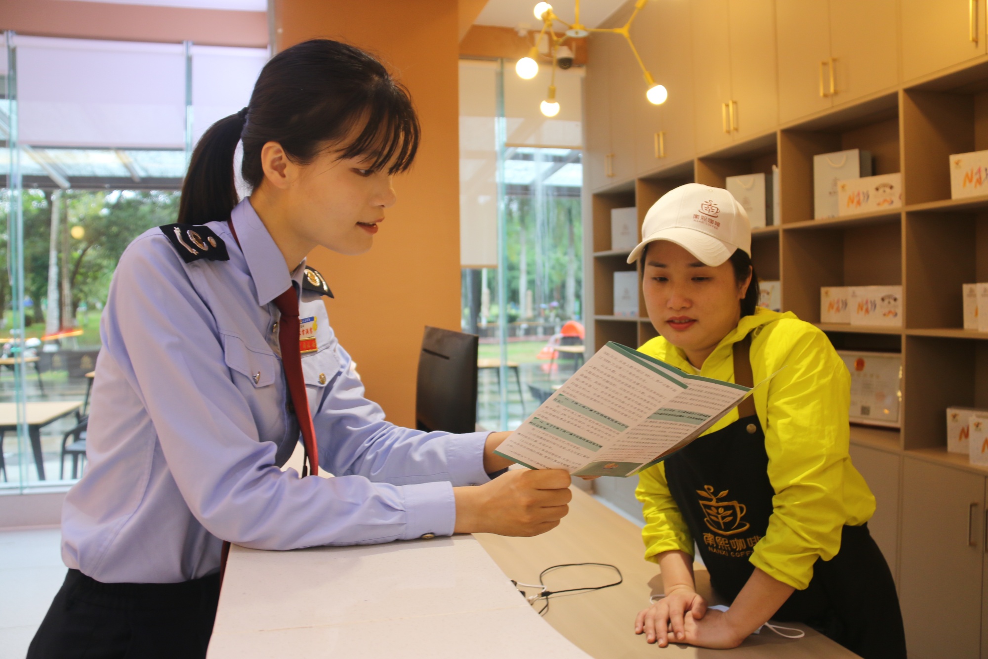 海南屯pg电子网站昌：“税惠春风”助力咖啡产业焕发生机(图1)
